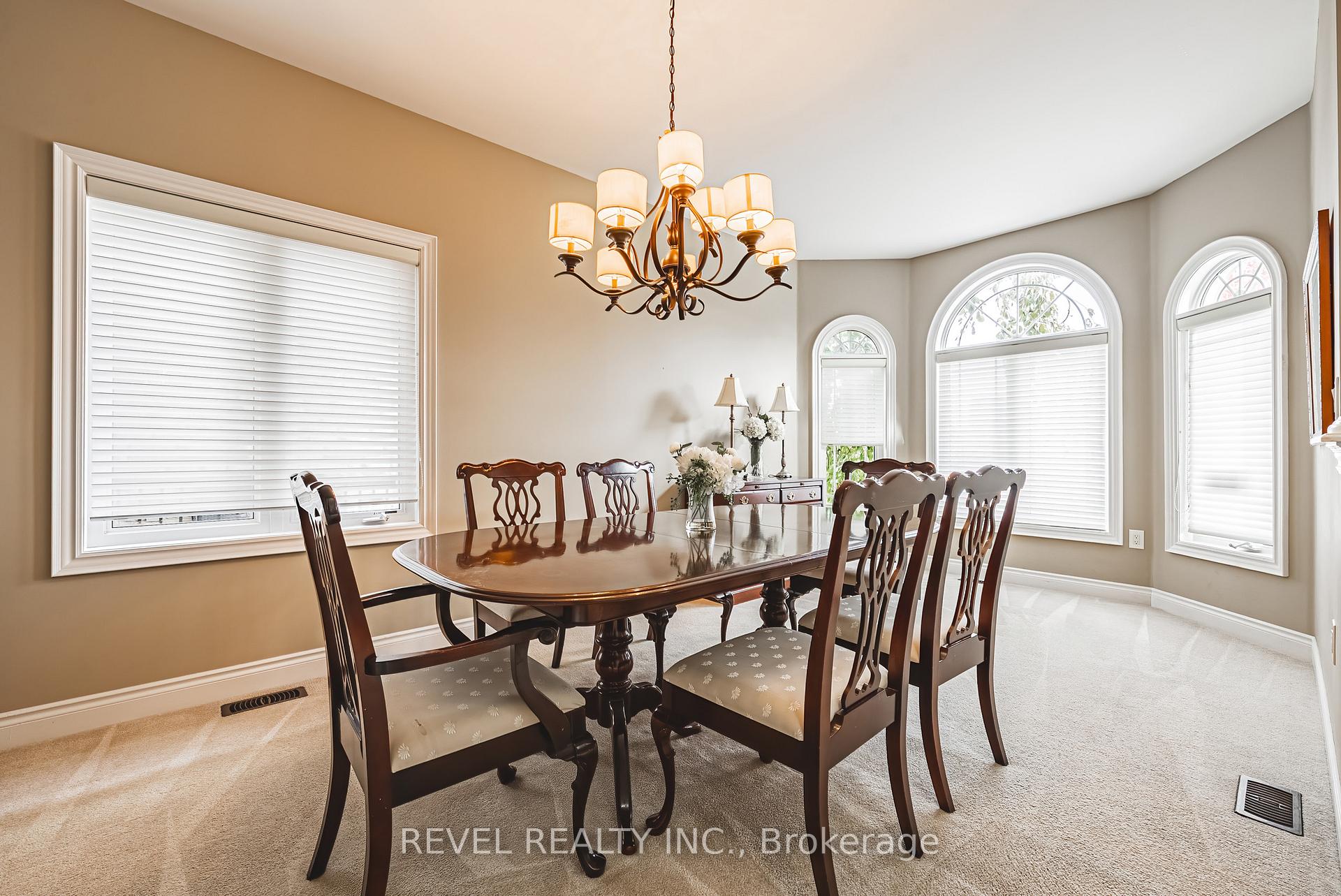 Photo 18 of 664 Serafini Crescent, Milton, Willmott — HOMEH