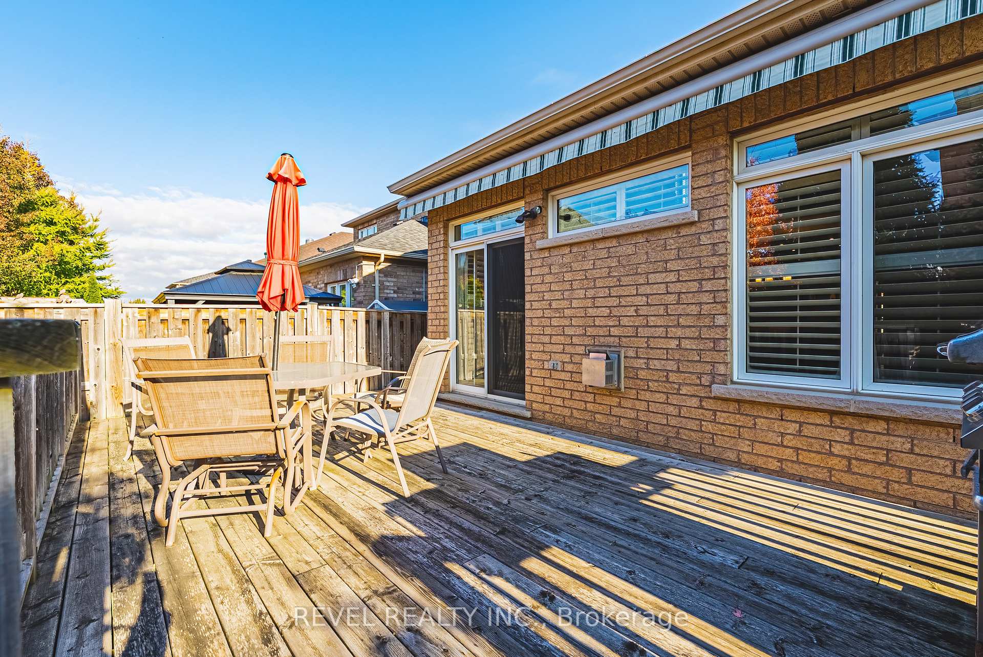 Photo 38 of 664 Serafini Crescent, Milton, Willmott — HOMEH