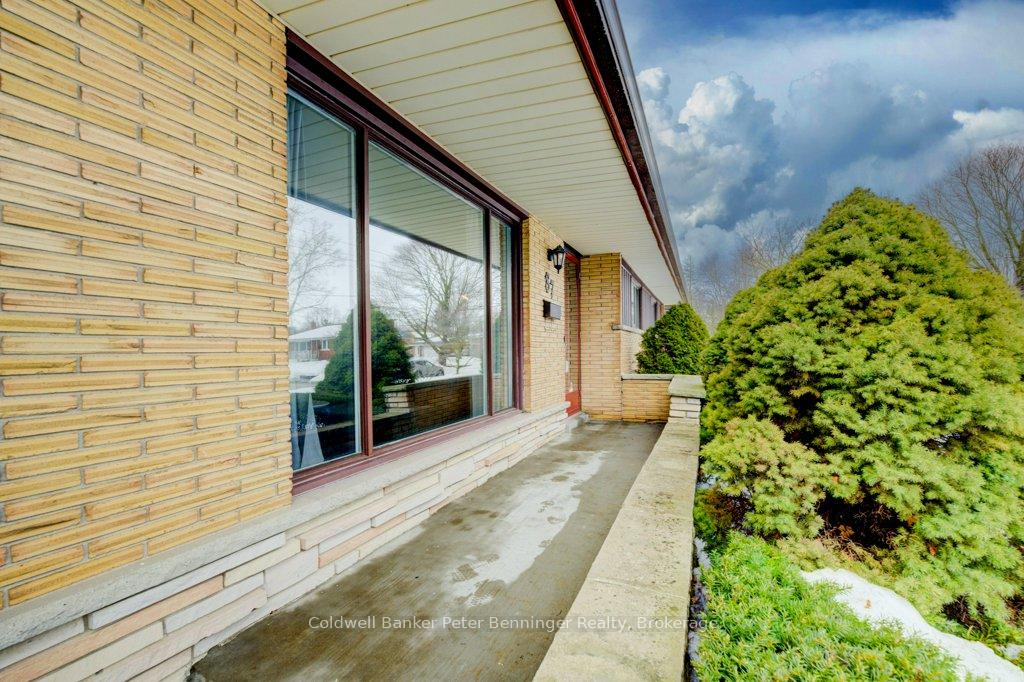 Photo 5 of 87 Massey Avenue, Kitchener — HOMEH
