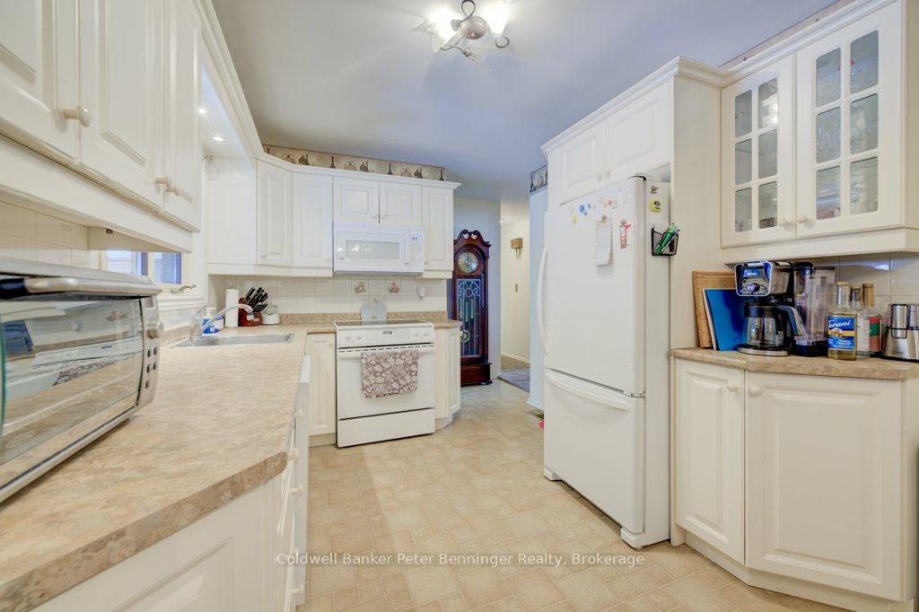 Photo 11 of 87 Massey Avenue, Kitchener — HOMEH