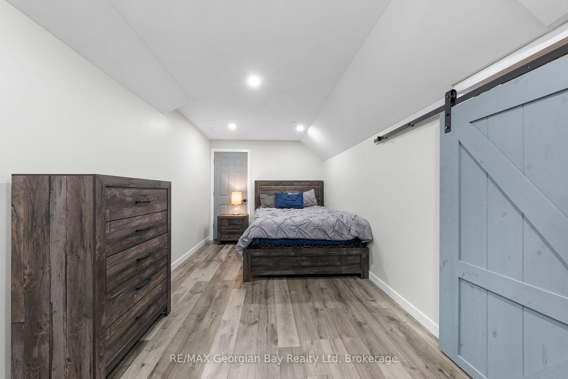 Photo 23 of 977 Wright Drive, Midland — HOMEH