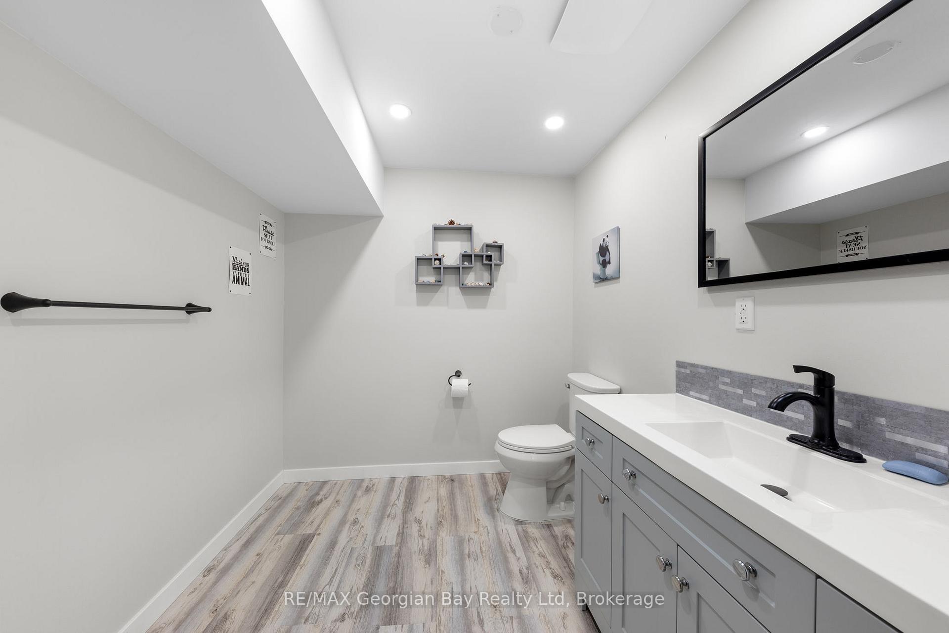 Photo 25 of 977 Wright Drive, Midland — HOMEH