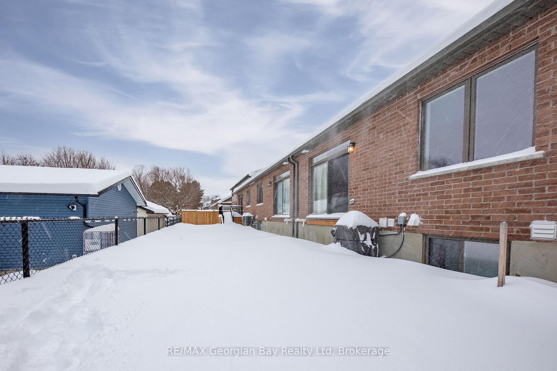 Photo 28 of 977 Wright Drive, Midland — HOMEH