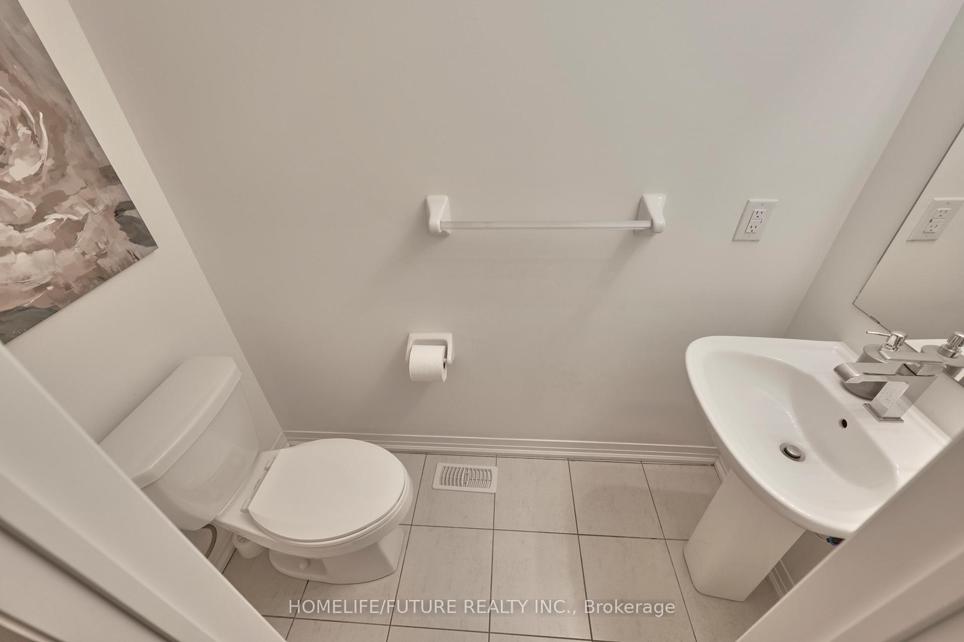 Photo 16 of 28 Jinnah Avenue E, Markham, Middlefield — HOMEH