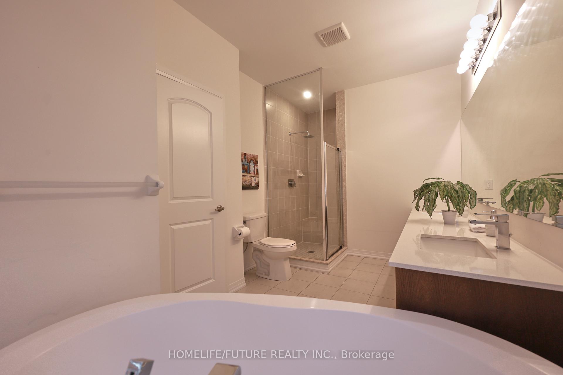 Photo 20 of 28 Jinnah Avenue E, Markham, Middlefield — HOMEH