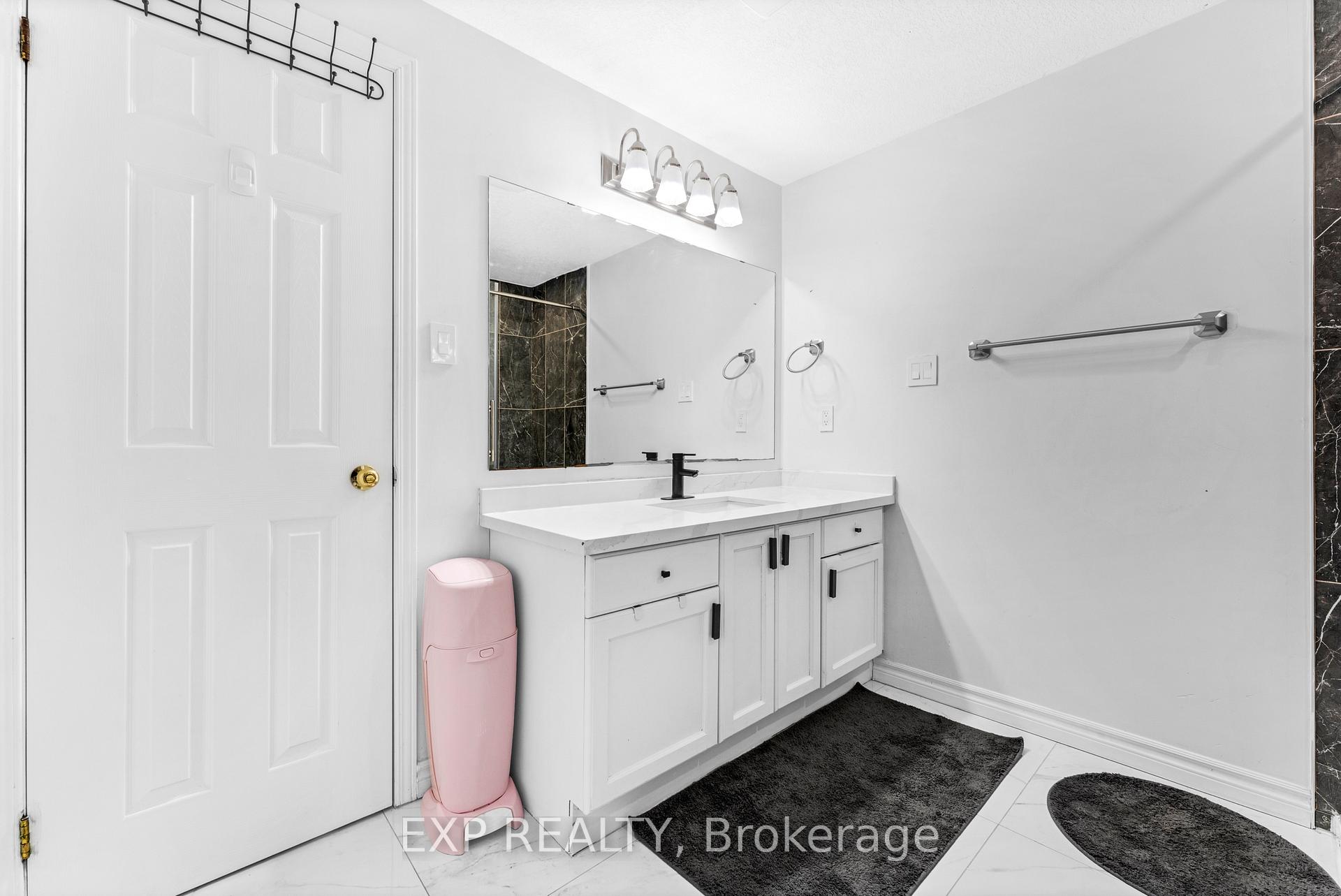 Photo 27 of 7 Peach Blossom Crescent, Kitchener — HOMEH