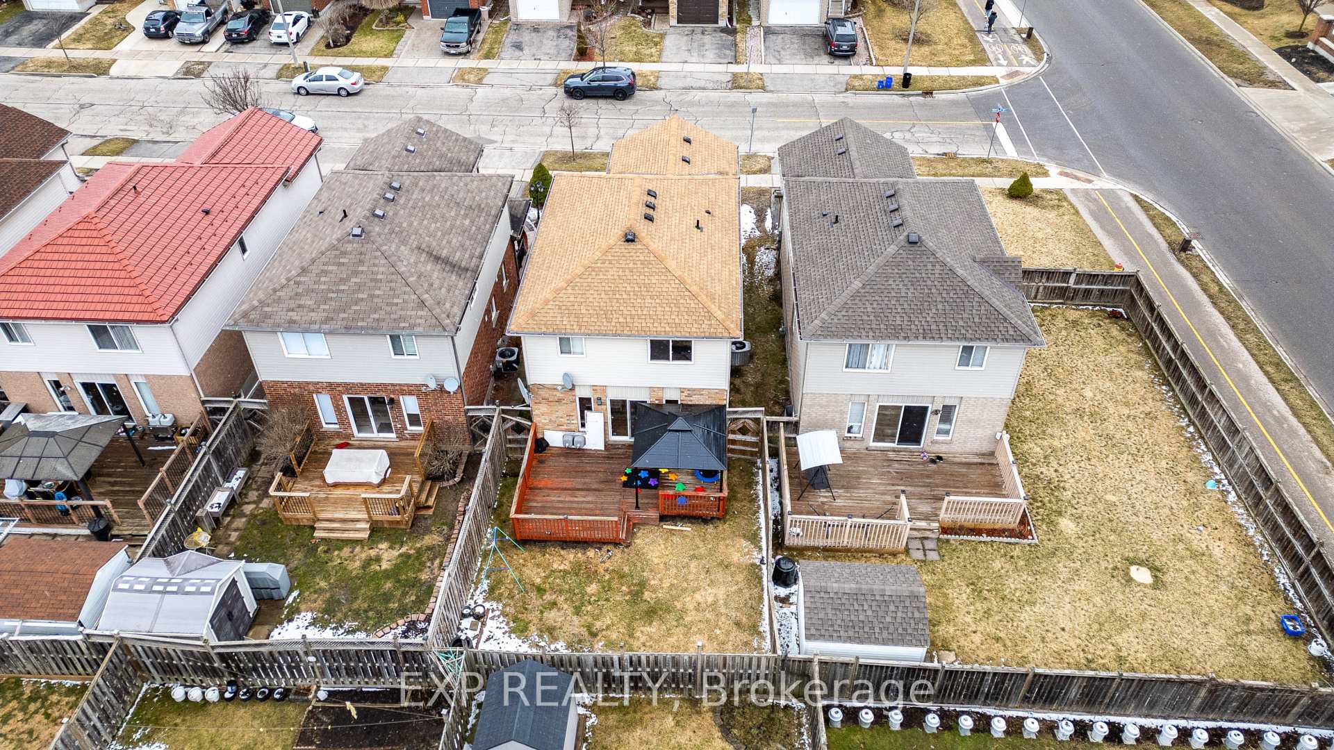 Photo 48 of 7 Peach Blossom Crescent, Kitchener — HOMEH
