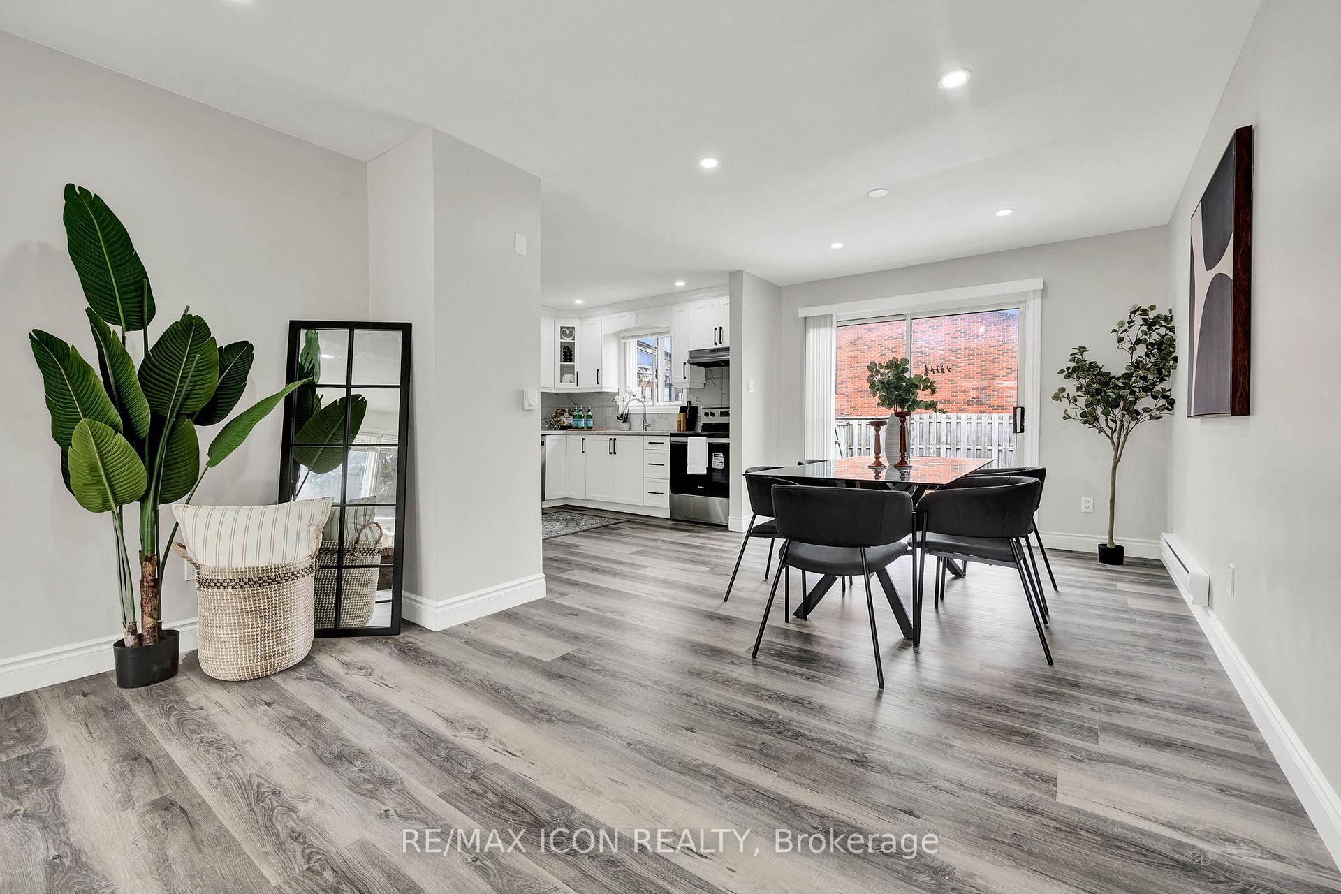 Photo 16 of 6 Ralgreen Crescent, Kitchener — HOMEH