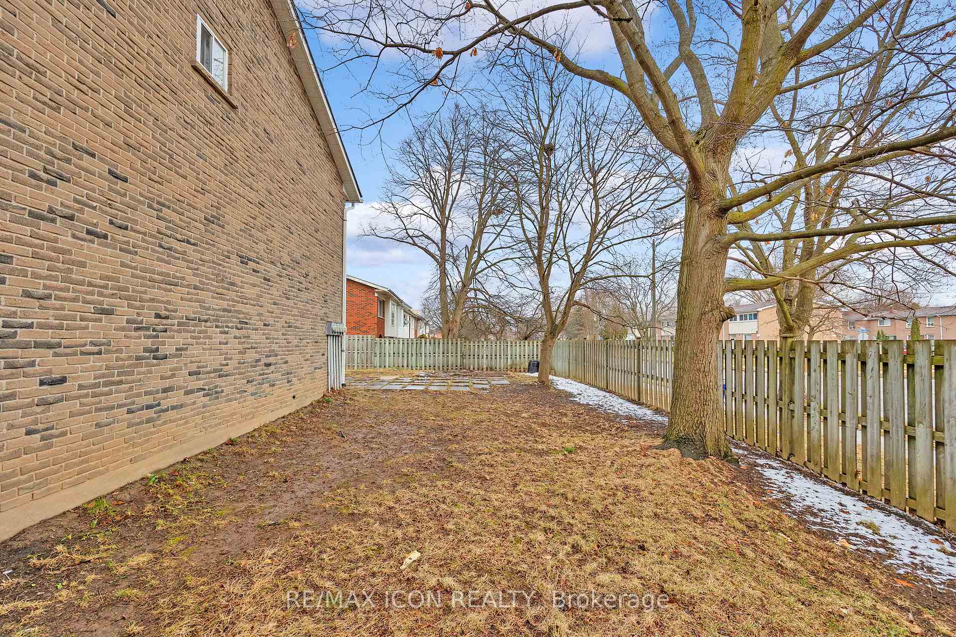Photo 44 of 6 Ralgreen Crescent, Kitchener — HOMEH