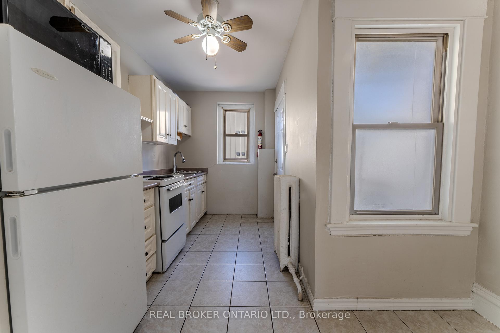 Photo 12 of Unit 8, 142 Caroline Street S, Hamilton, Durand — HOMEH