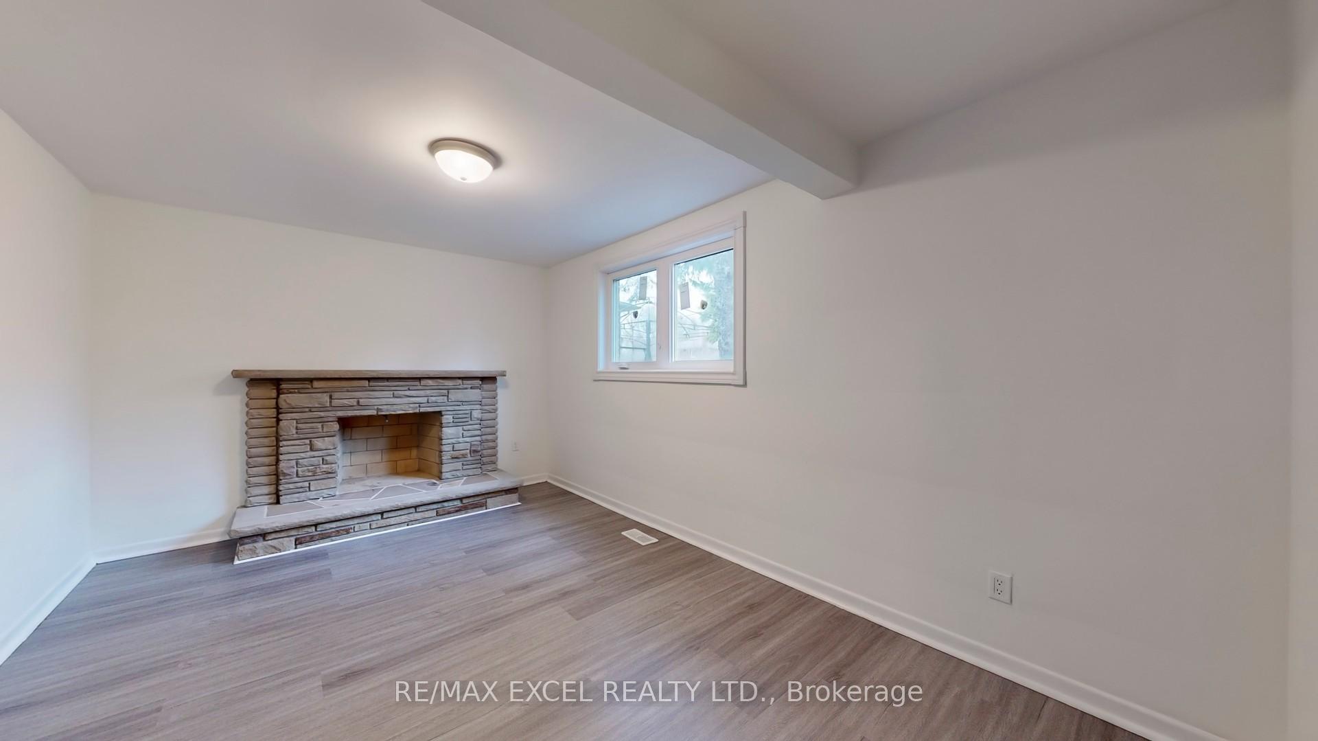 Photo 18 of 12 Lakevista Avenue, Markham, Bullock — HOMEH