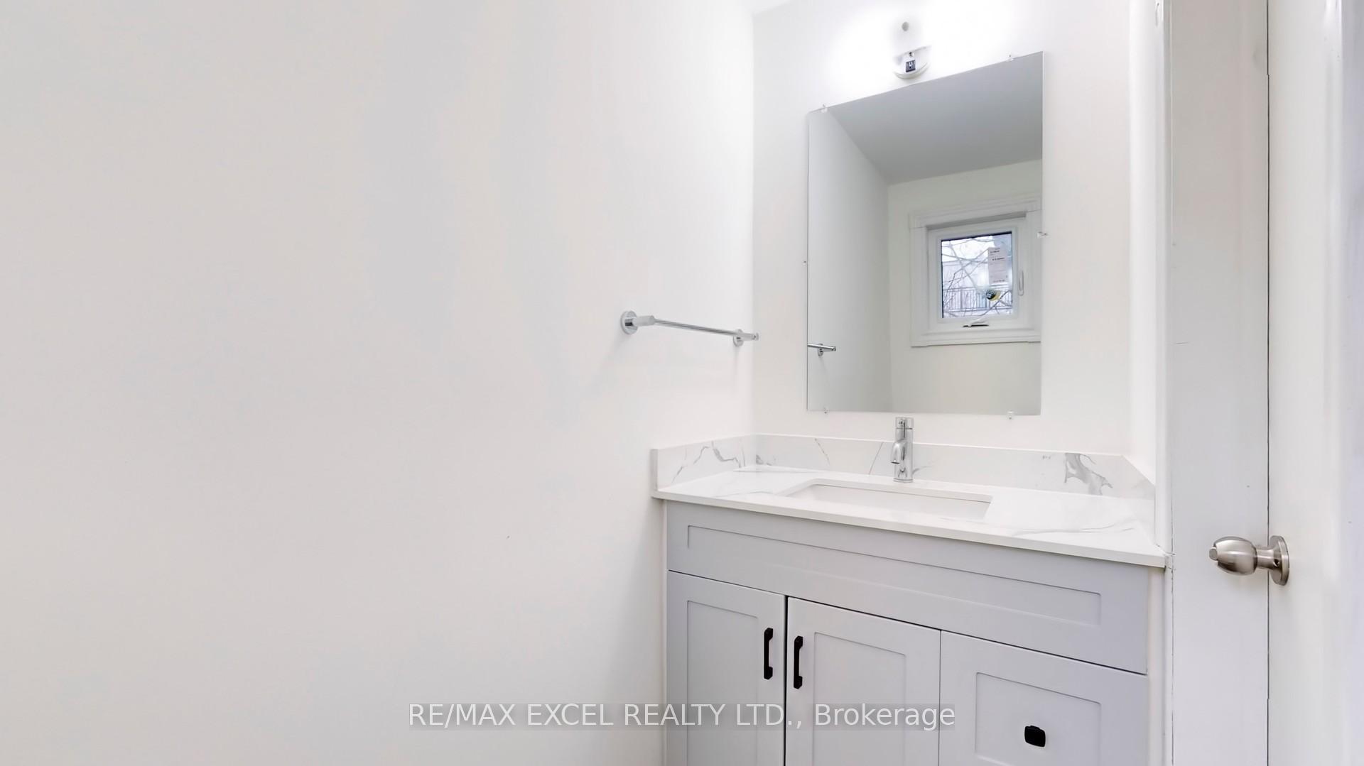 Photo 20 of 12 Lakevista Avenue, Markham, Bullock — HOMEH