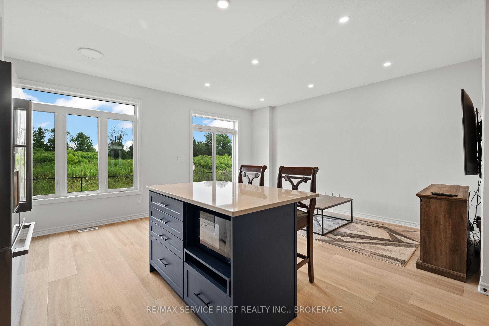 Photo 8 of 1318 Ottawa Street, Kingston, City Northwest — HOMEH