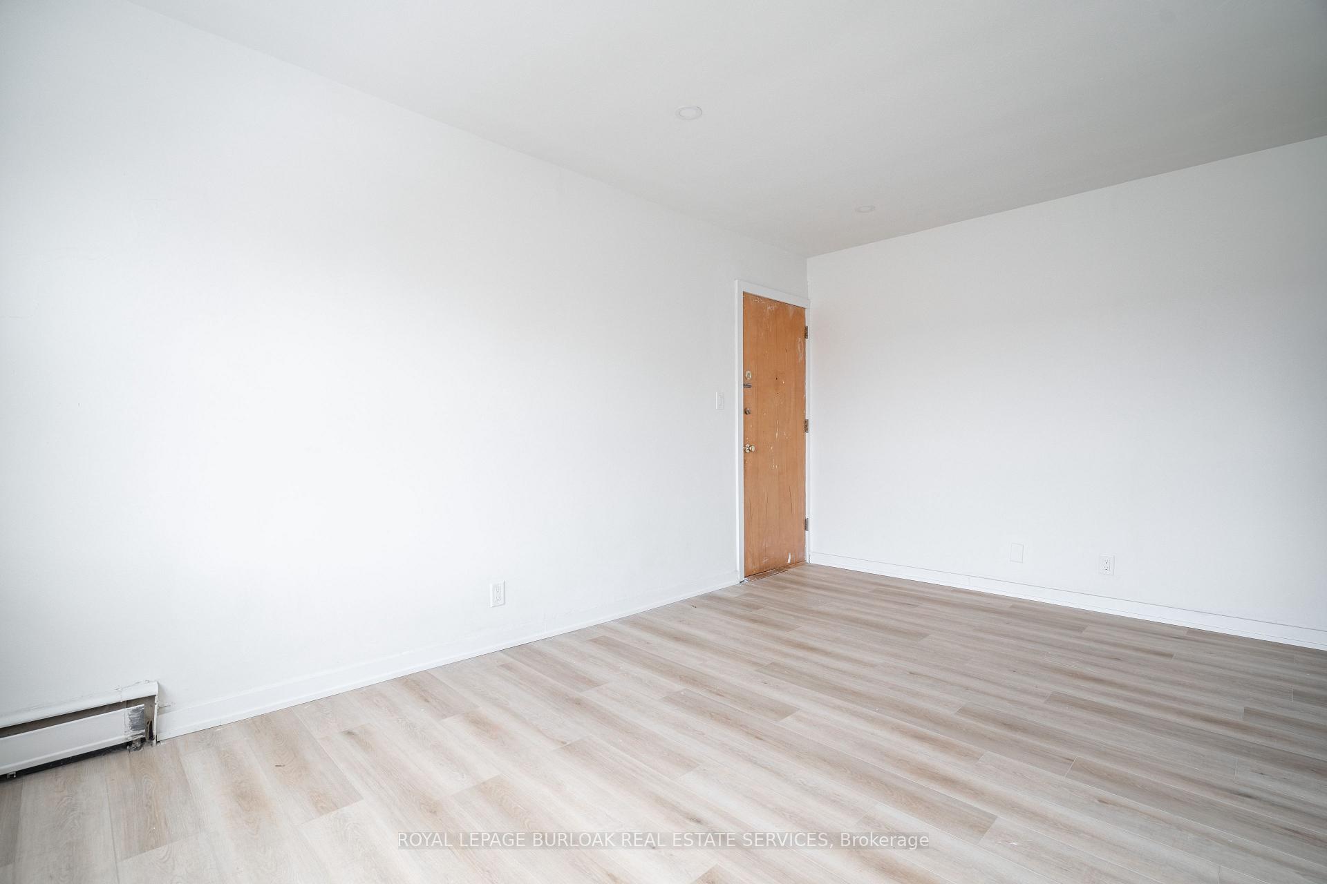 Photo 4 of Unit 8, 169 Park Row S, Hamilton, Delta — HOMEH