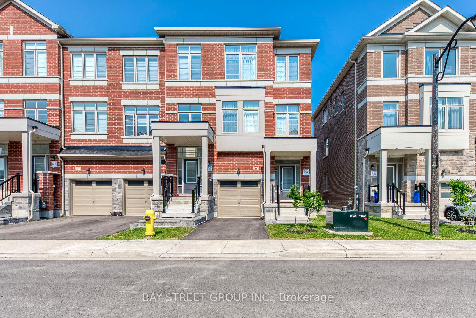 Photo 1 of 33 Sissons Way, Markham, Cedar Grove — HOMEH