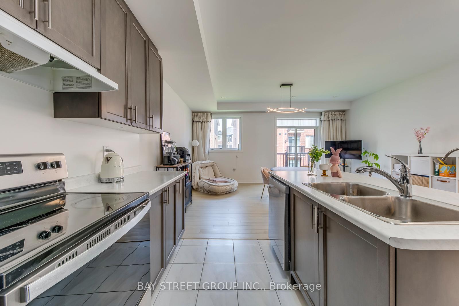 Photo 22 of 33 Sissons Way, Markham, Cedar Grove — HOMEH