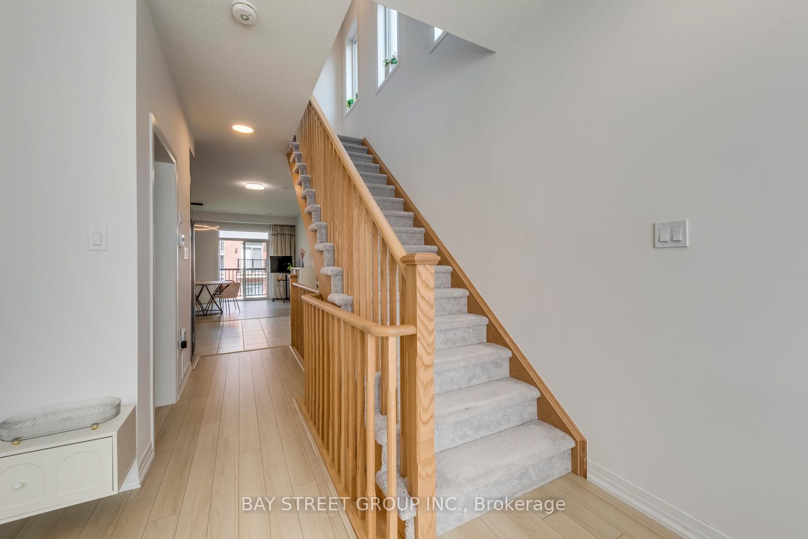 Photo 26 of 33 Sissons Way, Markham, Cedar Grove — HOMEH