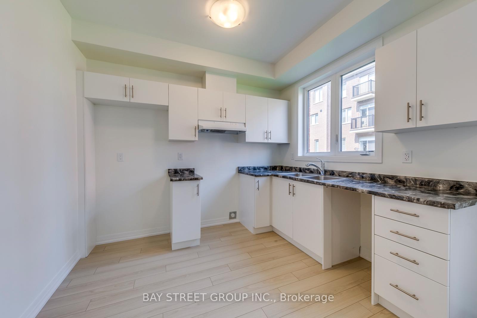 Photo 38 of 33 Sissons Way, Markham, Cedar Grove — HOMEH