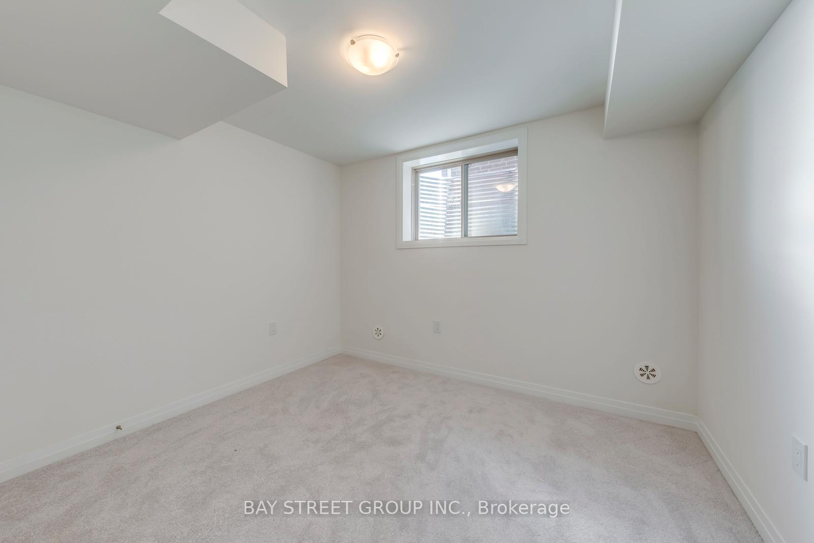 Photo 45 of 33 Sissons Way, Markham, Cedar Grove — HOMEH