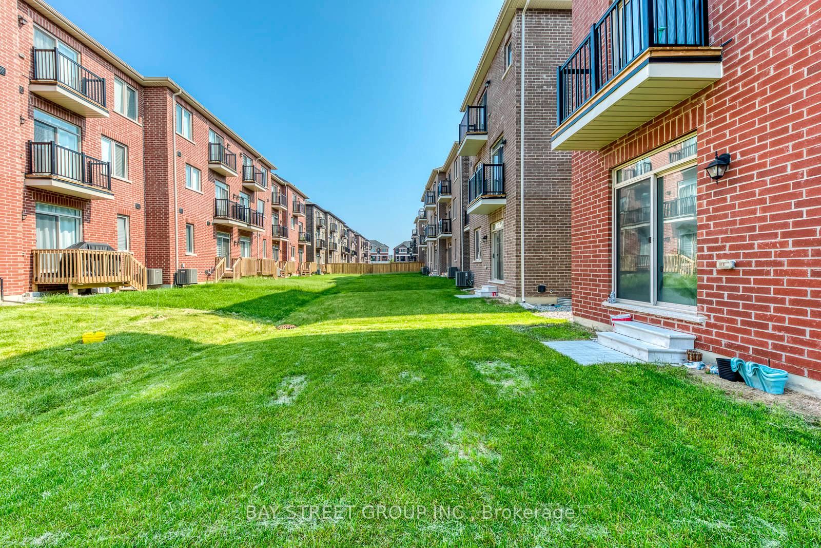 Photo 50 of 33 Sissons Way, Markham, Cedar Grove — HOMEH