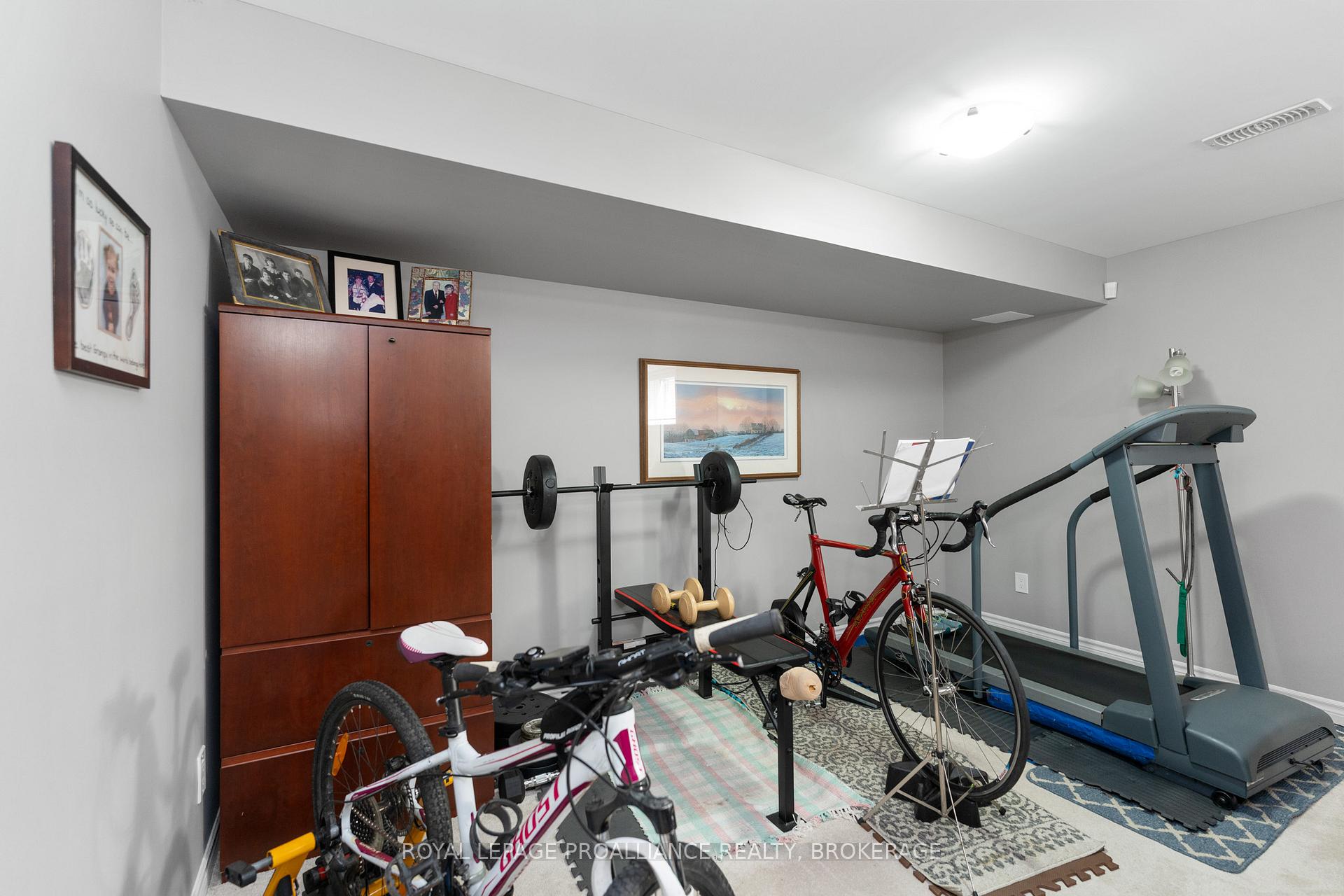 Photo 38 of 1343 Tremont Drive, Kingston, City Northwest — HOMEH