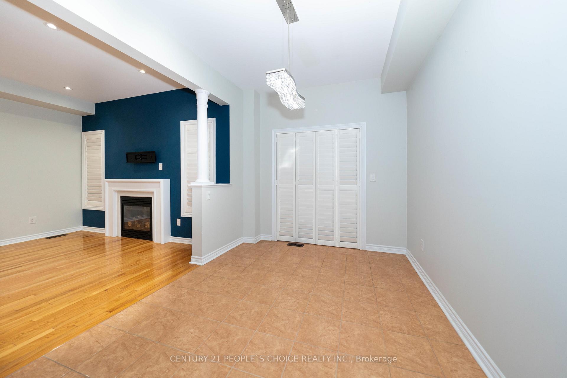 Photo 11 of Unit Upper, 38 Vettese Court, Markham, Box Grove — HOMEH