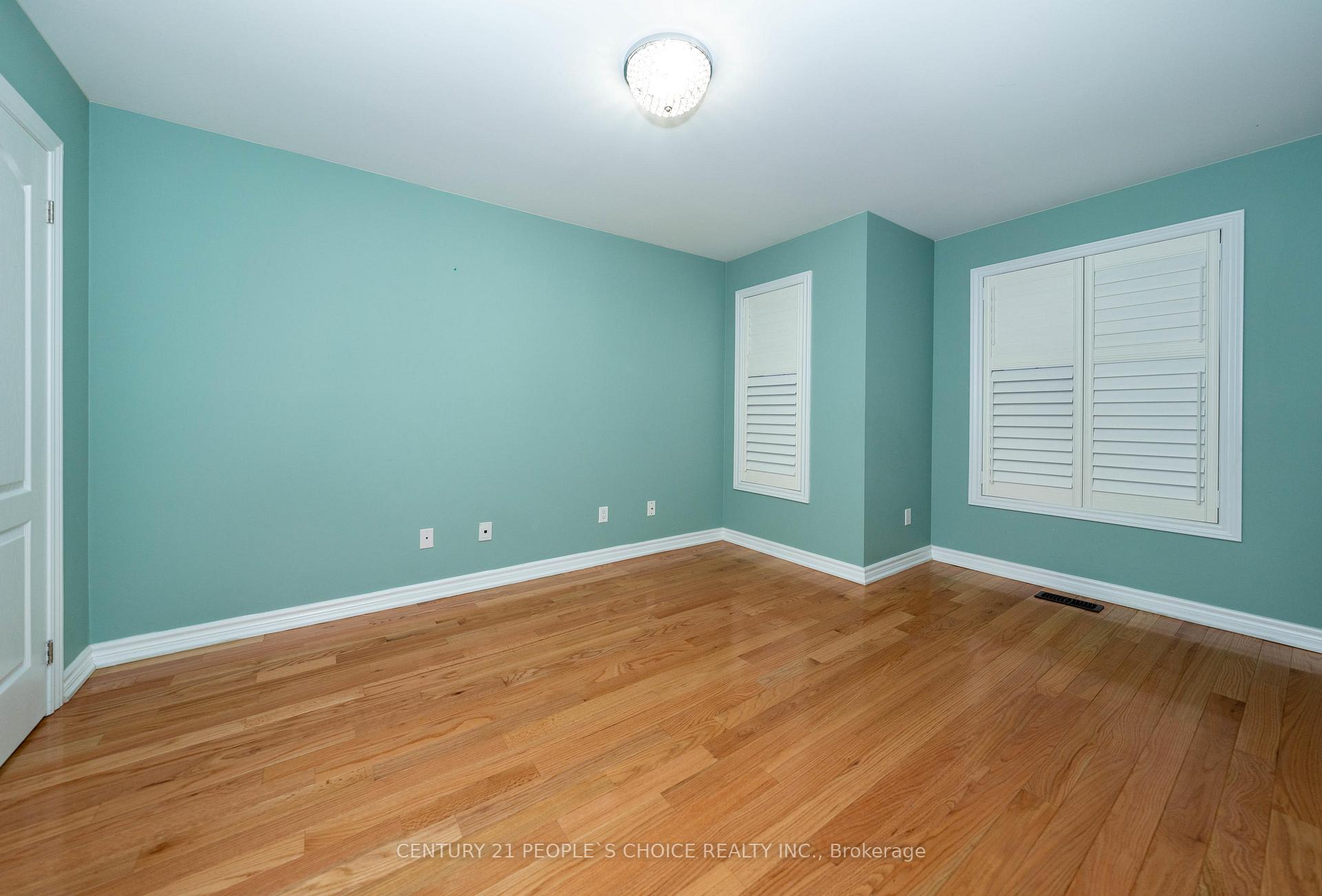 Photo 16 of Unit Upper, 38 Vettese Court, Markham, Box Grove — HOMEH