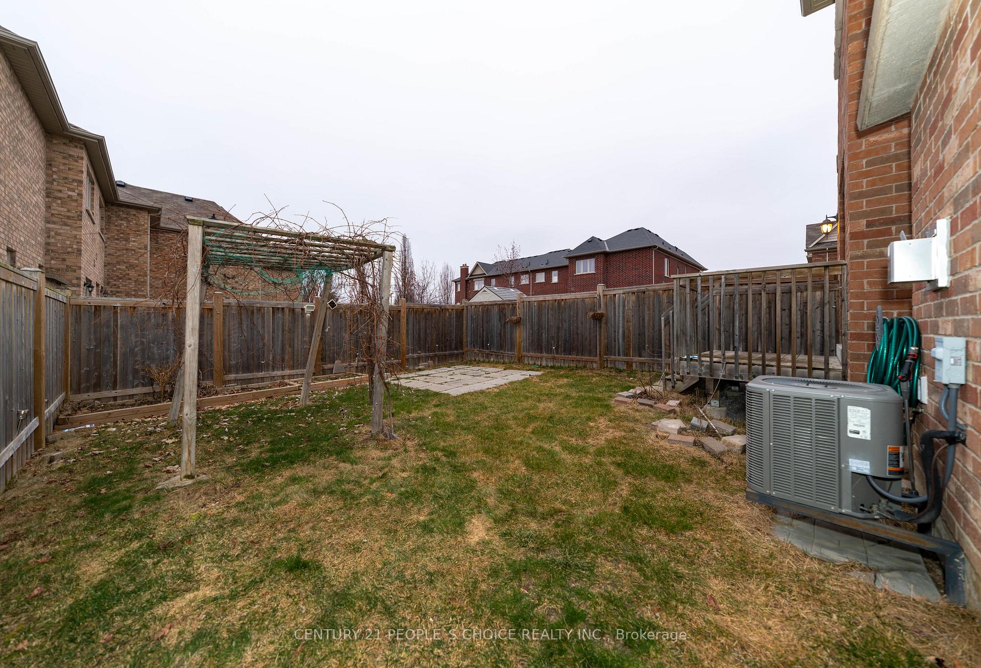Photo 39 of Unit Upper, 38 Vettese Court, Markham, Box Grove — HOMEH