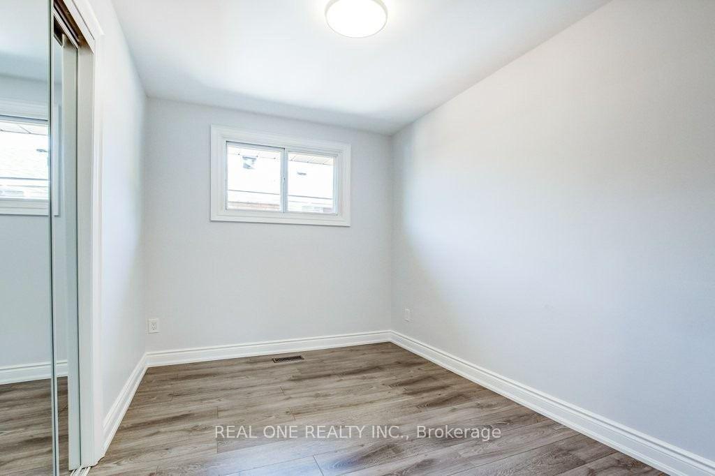 Photo 13 of Unit Upper, 180 Manning Avenue, Hamilton, Greeningdon — HOMEH