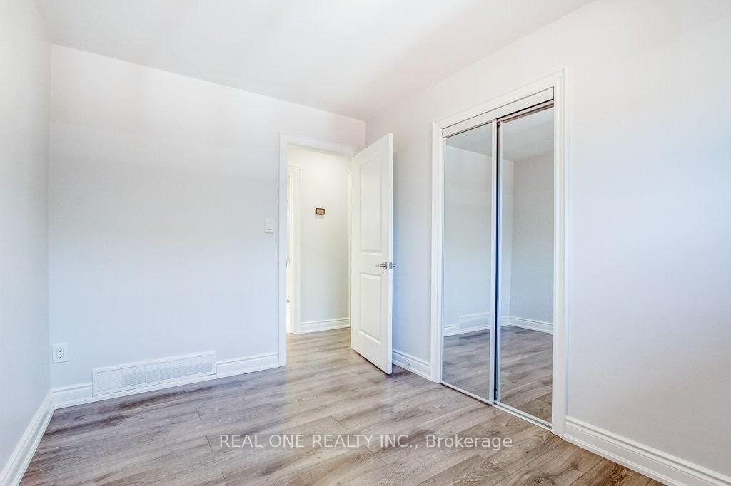 Photo 14 of Unit Upper, 180 Manning Avenue, Hamilton, Greeningdon — HOMEH