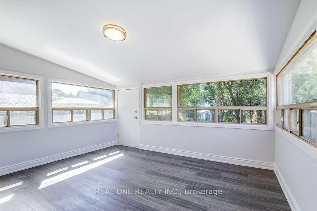 Photo 18 of Unit Upper, 180 Manning Avenue, Hamilton, Greeningdon — HOMEH