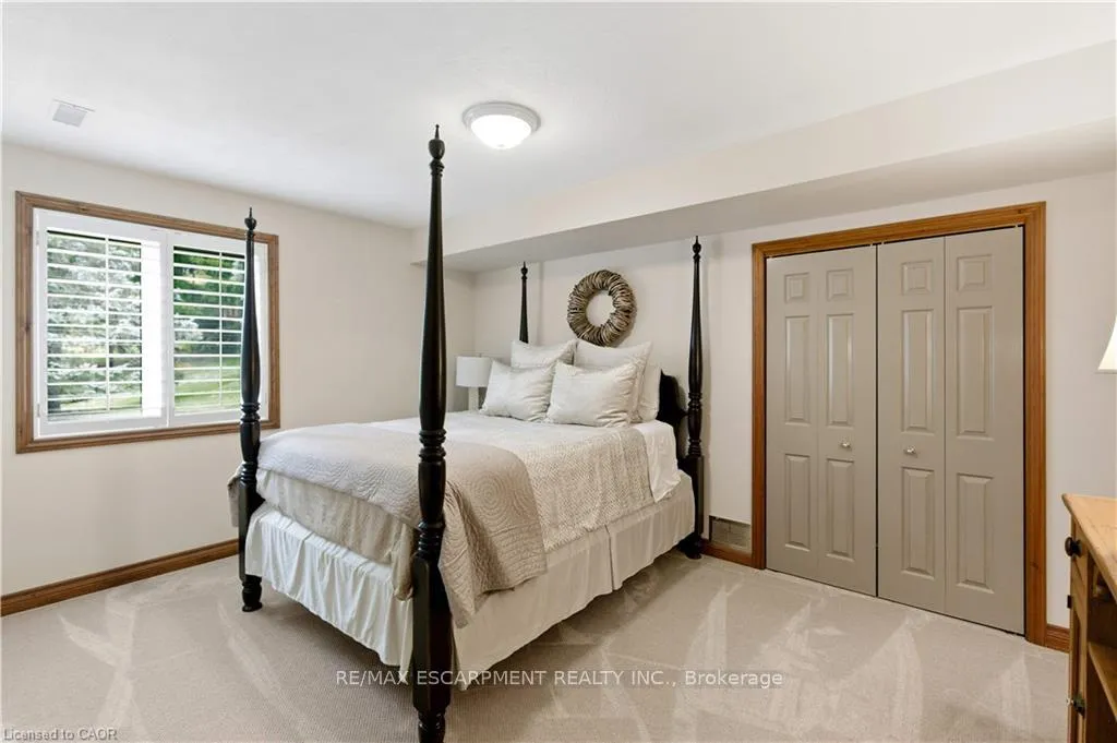 Photo 30 of 9 Mays Crescent, Hamilton, Waterdown — HOMEH