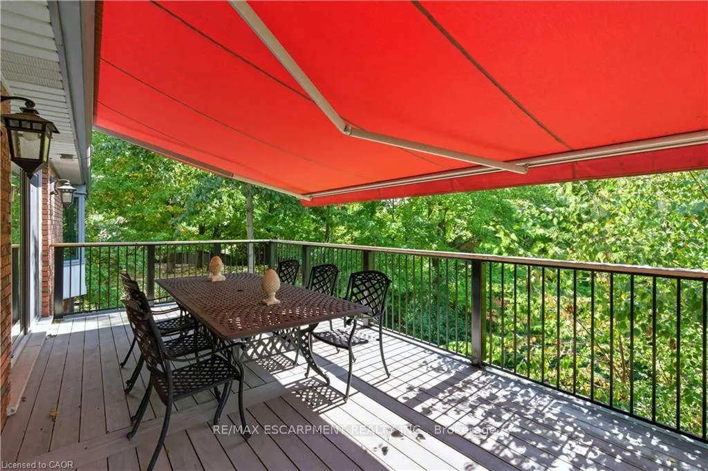 Photo 36 of 9 Mays Crescent, Hamilton, Waterdown — HOMEH