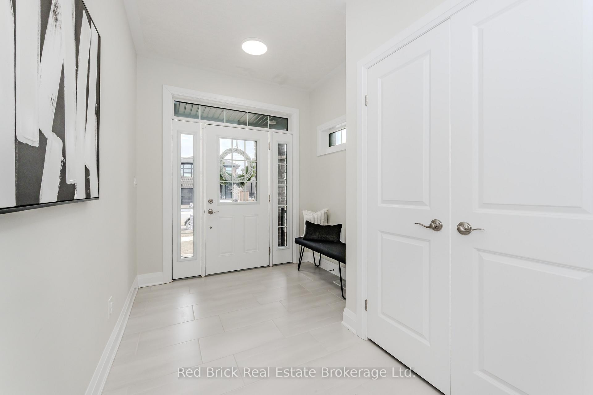 Photo 4 of 321 Woodbine Avenue, Kitchener — HOMEH