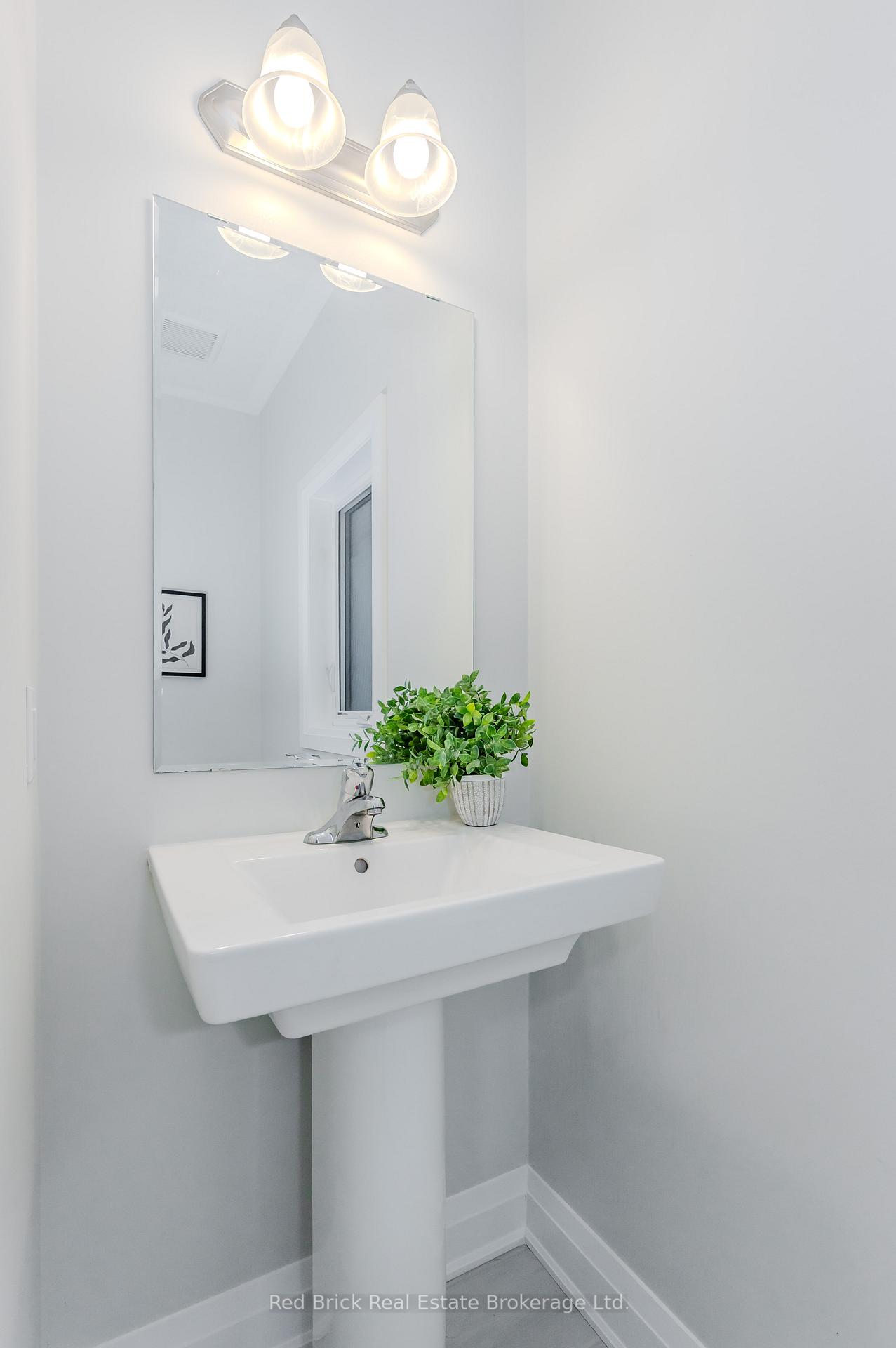 Photo 14 of 321 Woodbine Avenue, Kitchener — HOMEH