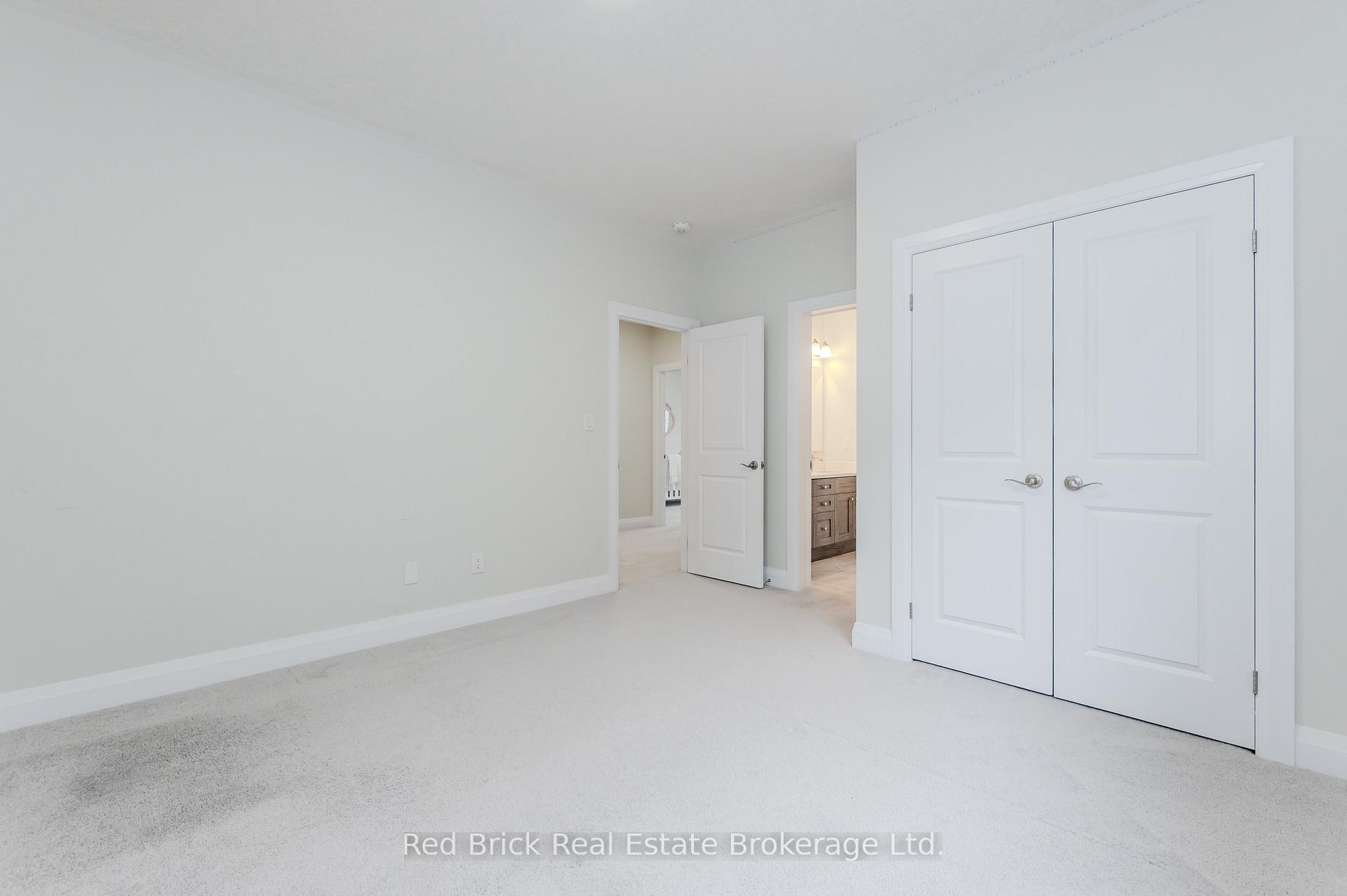 Photo 24 of 321 Woodbine Avenue, Kitchener — HOMEH
