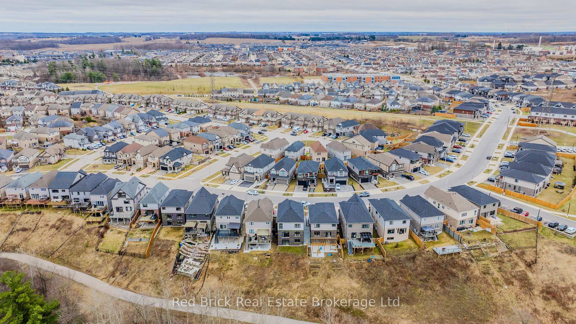 Photo 42 of 321 Woodbine Avenue, Kitchener — HOMEH