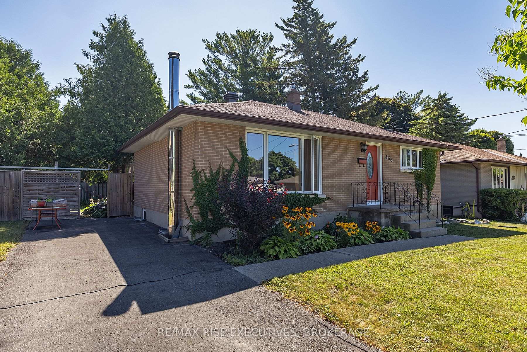 Photo 2 of 466 Abdo Road, Kingston, City Southwest — HOMEH