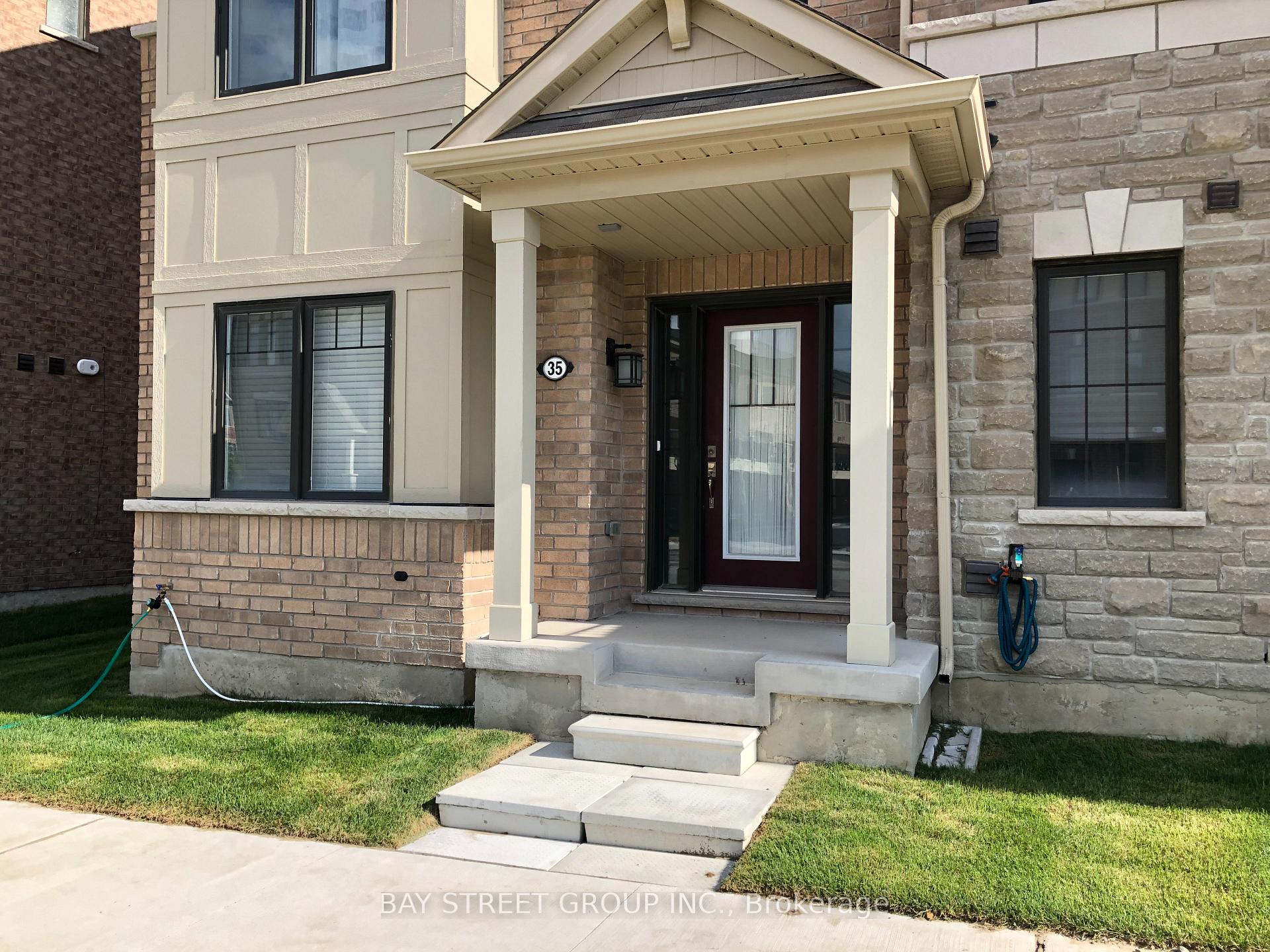 Photo 3 of 35 George Peach Avenue, Markham, Victoria Square — HOMEH