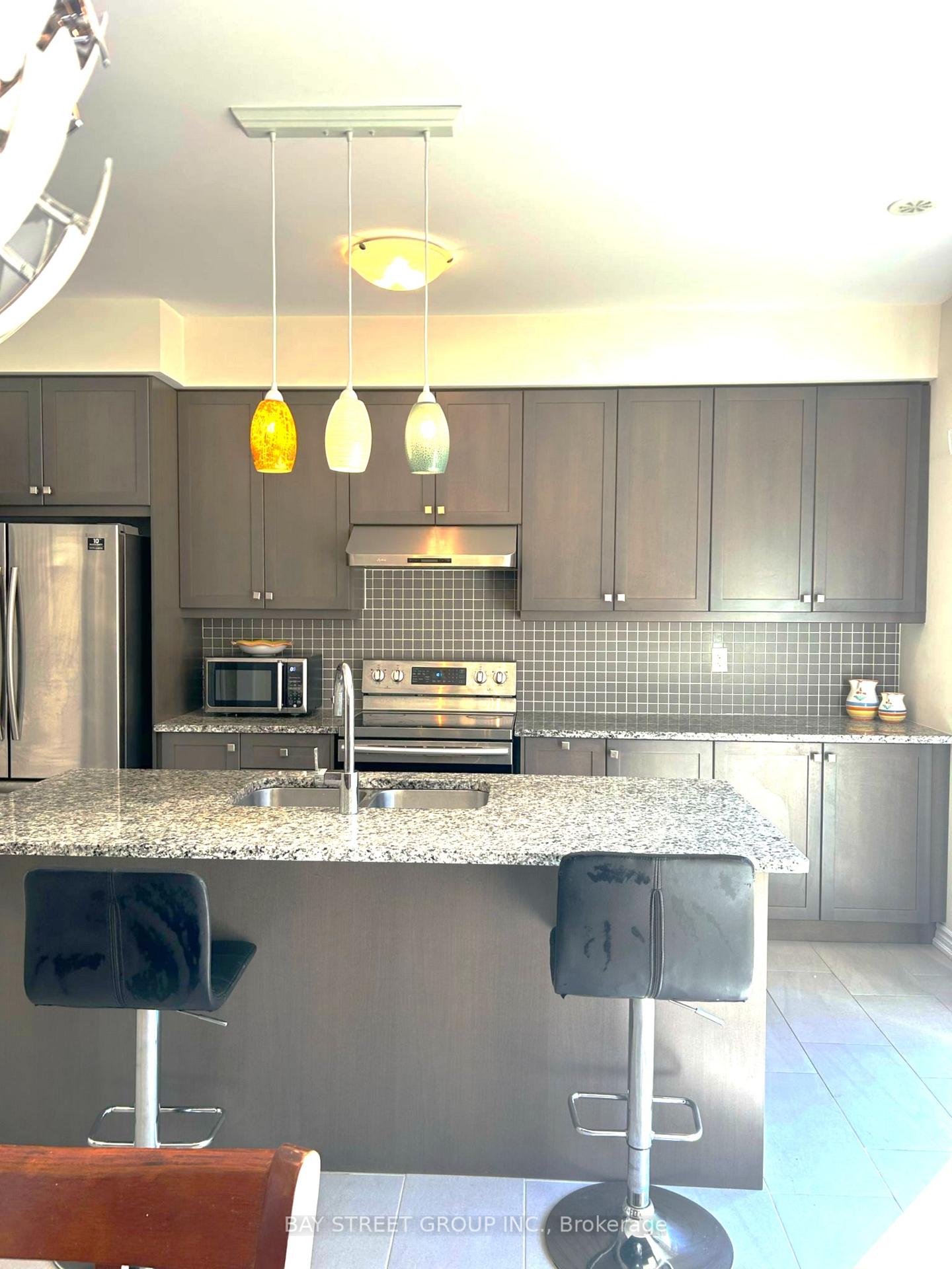 Photo 20 of 35 George Peach Avenue, Markham, Victoria Square — HOMEH