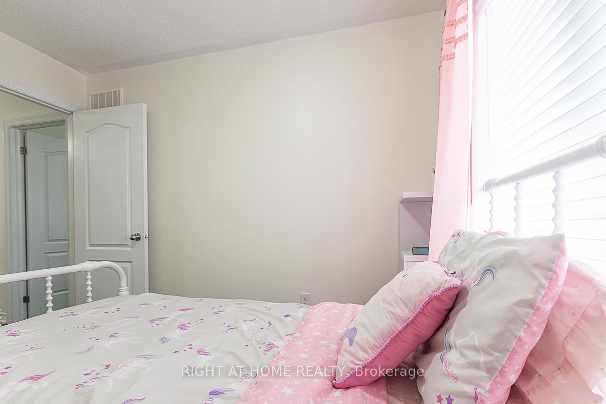 Photo 27 of Unit 59, 745 Farmstead Drive, Milton, Willmott — HOMEH
