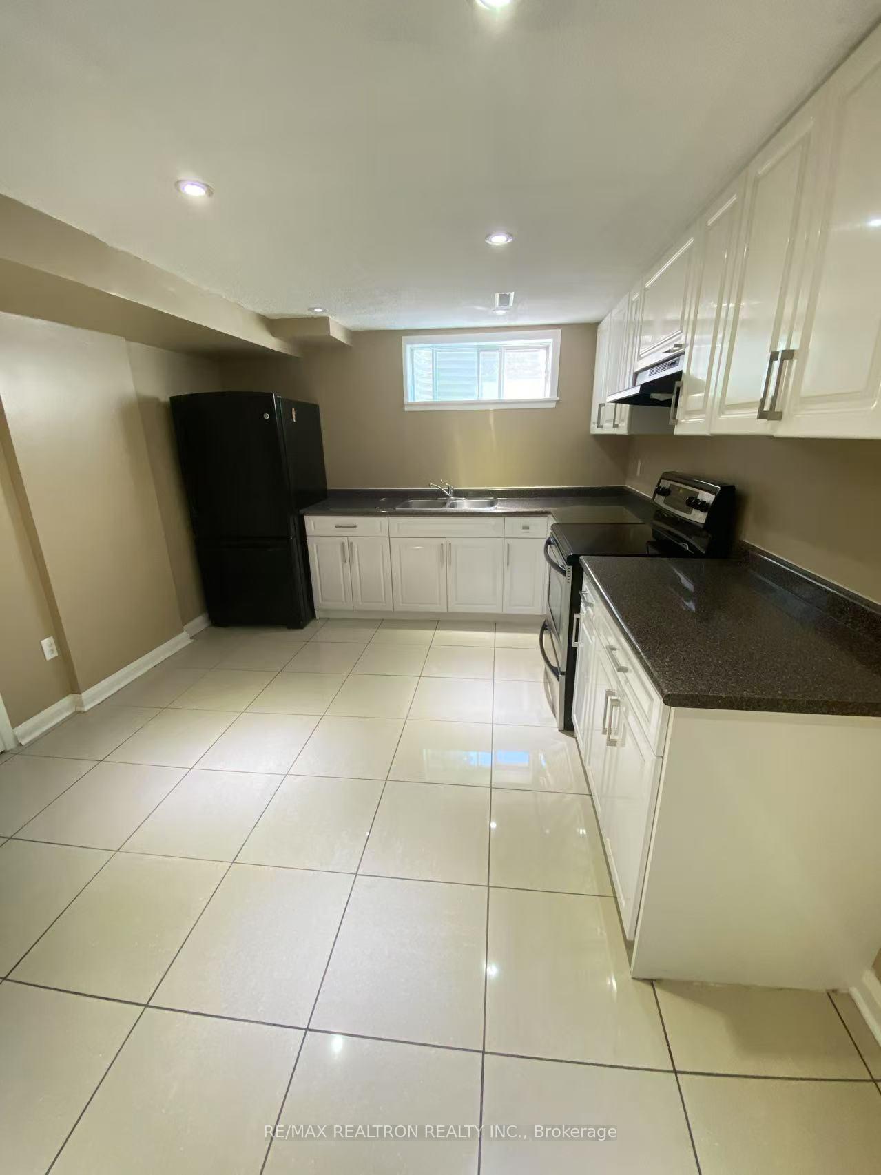 Photo 1 of Unit Bsmt, 41 Wootten Way S, Markham, Sherwood-Amberglen — HOMEH