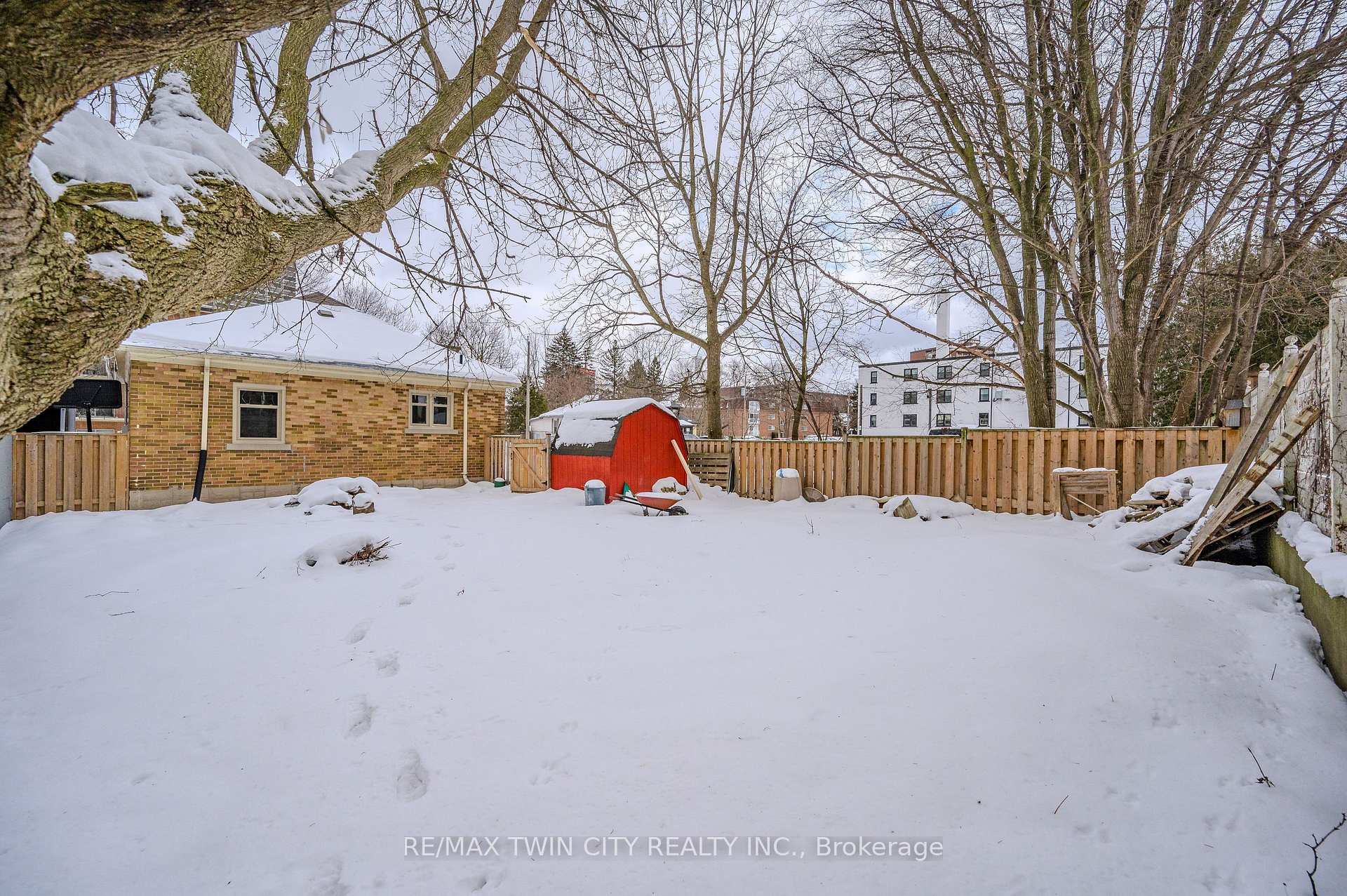 Photo 20 of 11 Esson Street, Kitchener — HOMEH