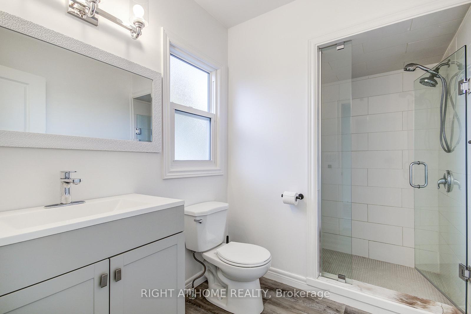 Photo 17 of Unit Upper, 631 Queensdale Avenue E, Hamilton, Eastmount — HOMEH