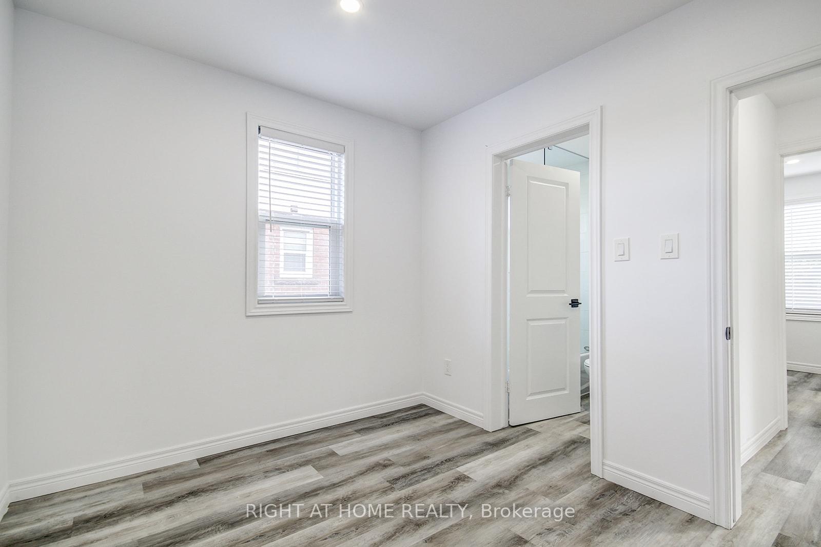 Photo 22 of Unit Upper, 631 Queensdale Avenue E, Hamilton, Eastmount — HOMEH
