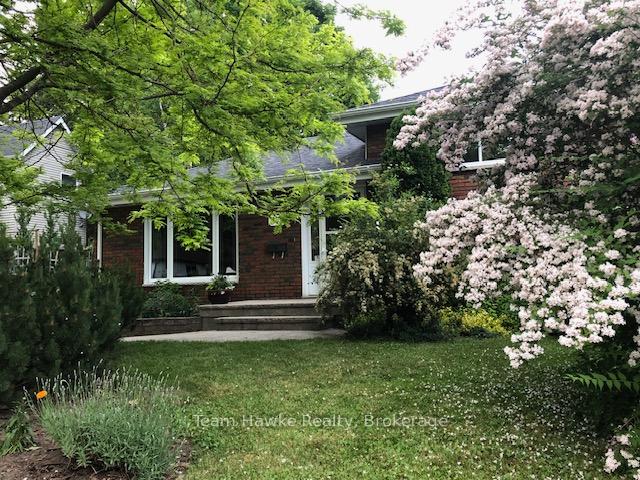 Photo 3 of 347 Fourth Street, Midland — HOMEH