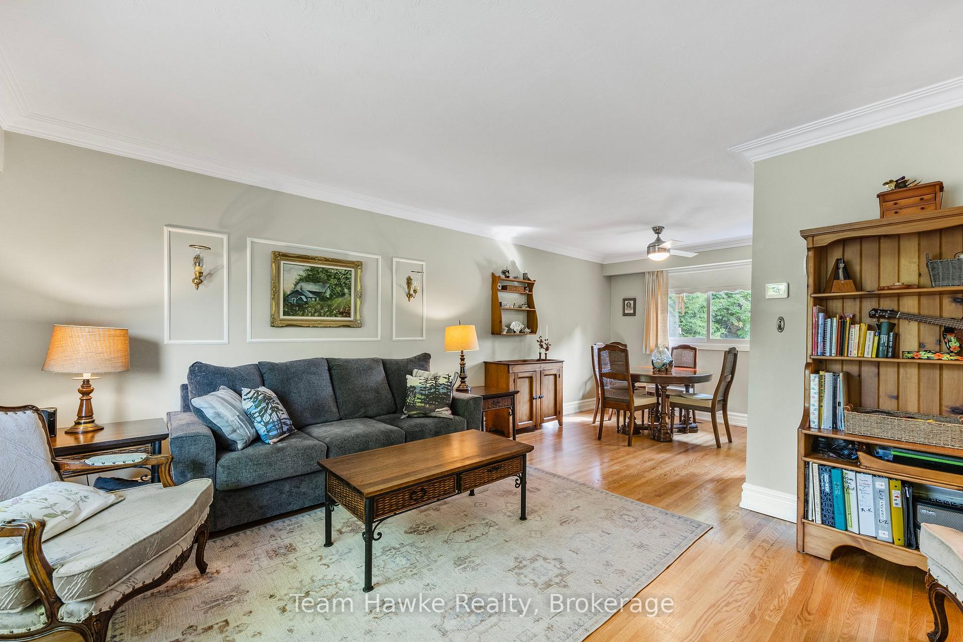 Photo 8 of 347 Fourth Street, Midland — HOMEH