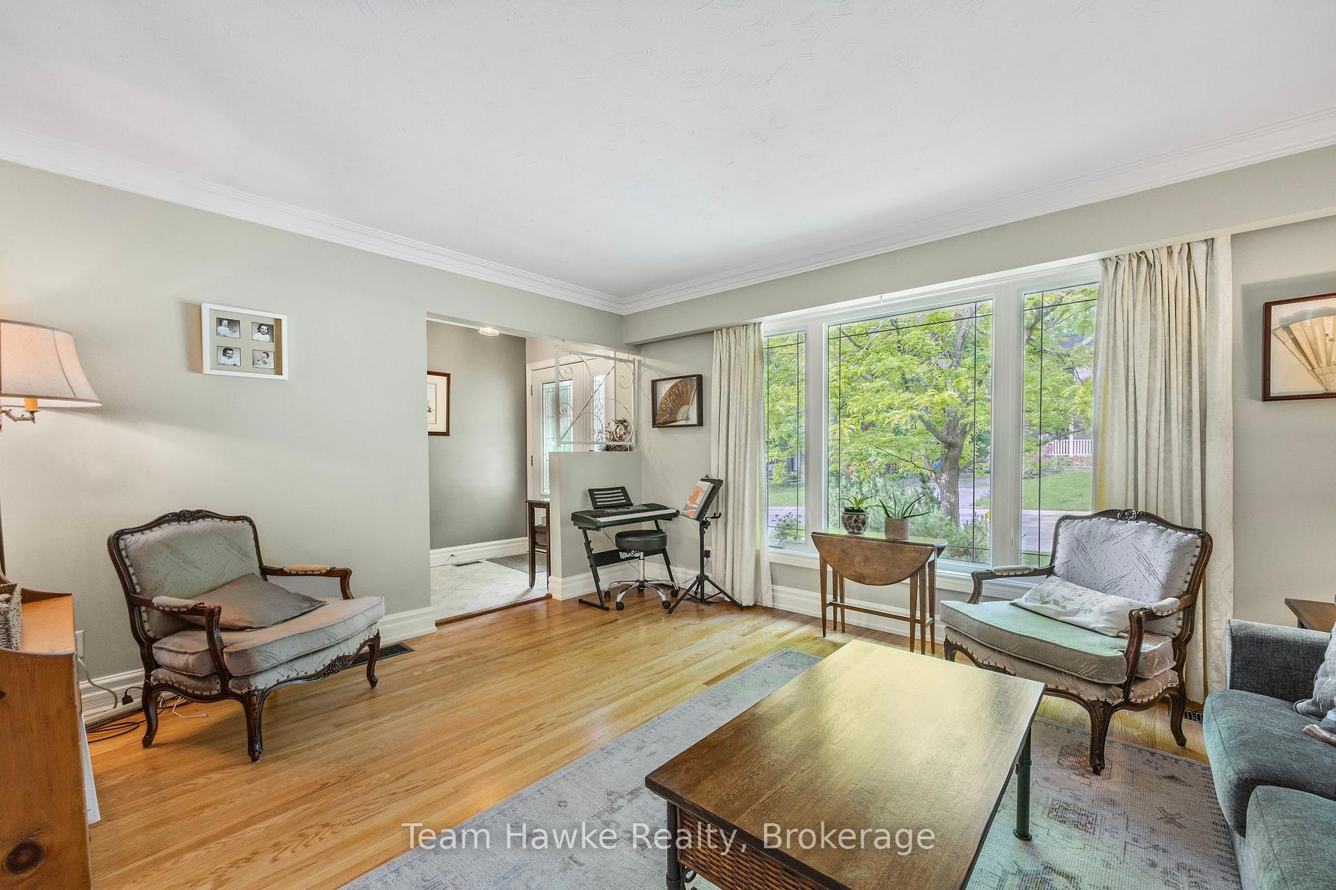 Photo 9 of 347 Fourth Street, Midland — HOMEH