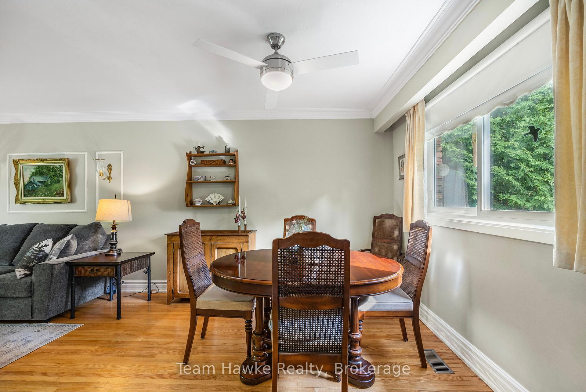Photo 12 of 347 Fourth Street, Midland — HOMEH