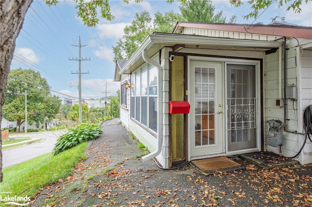 Photo 23 of 188 Sixth Street, Midland — HOMEH